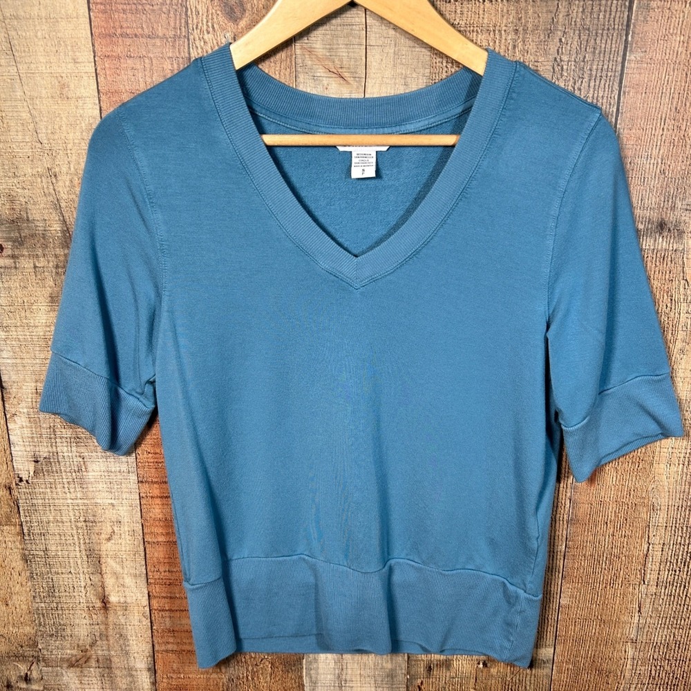 Athleta Step Forward Sweatshirt Tee Small S Blue Nirvana Rib V-Neck Short Sleeve